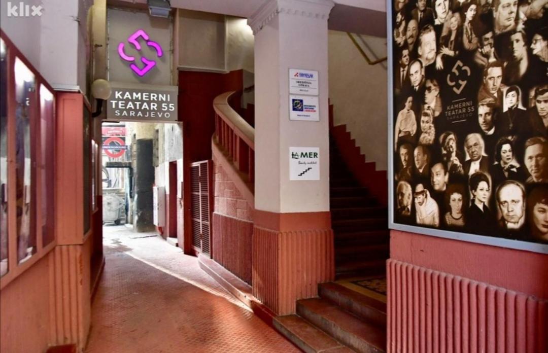 Theatre55 Apartment Sarajevo Bagian luar foto